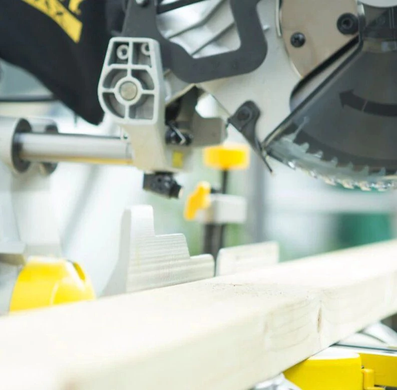 Stanley FME720 Afkortzaag - 2000W - 225 X 30mm - FME720 - Afbeelding 2