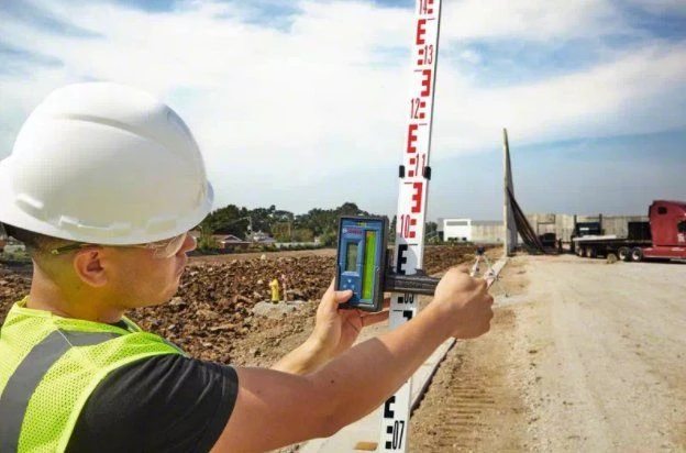 Bosch LR 45 Rotatielaser Ontvanger Incl. Batterijen - 300m - 0601069L00 - Afbeelding 2